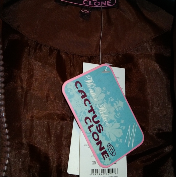 Cactus Clone puffer vest - NWT - Picture 4 of 9
